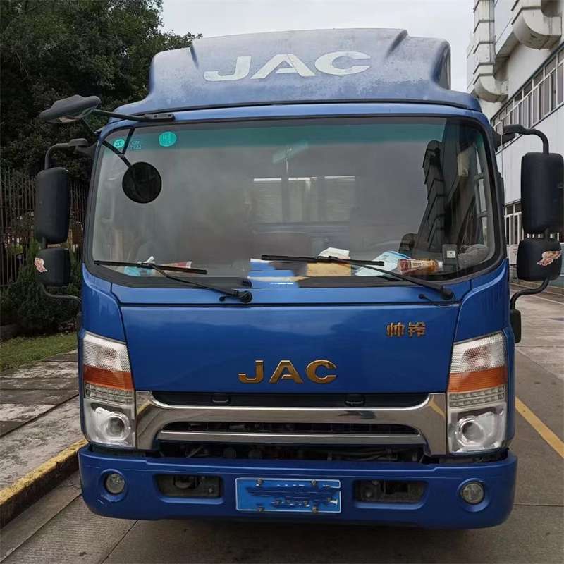 湖北宜昌伍家岗到吴忠物流公司一站式服务，为您的货物保驾护航